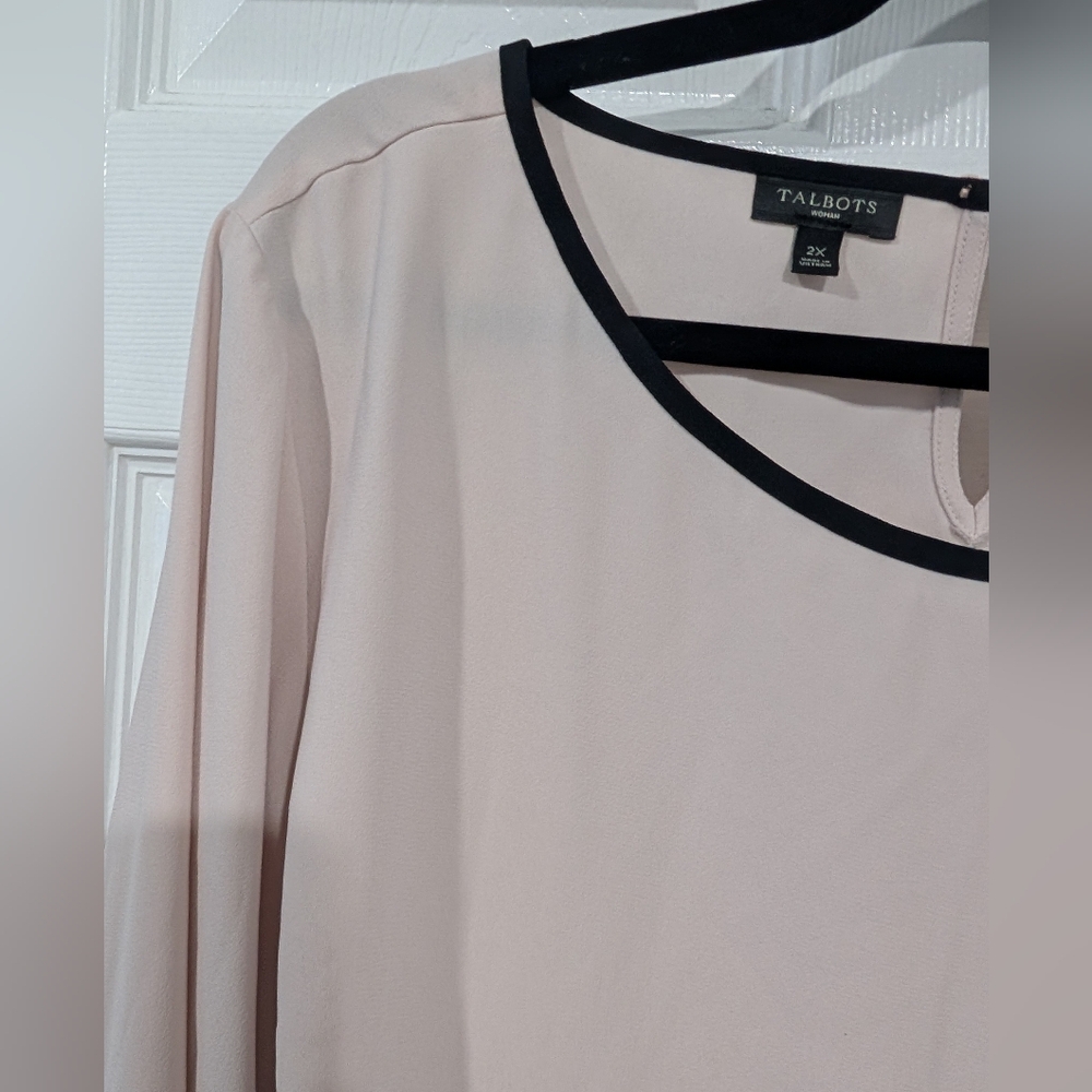 Talbots Woman Light Pink with Black Trim Long Sleeve Blouse Size 2X - Picture 3 of 12